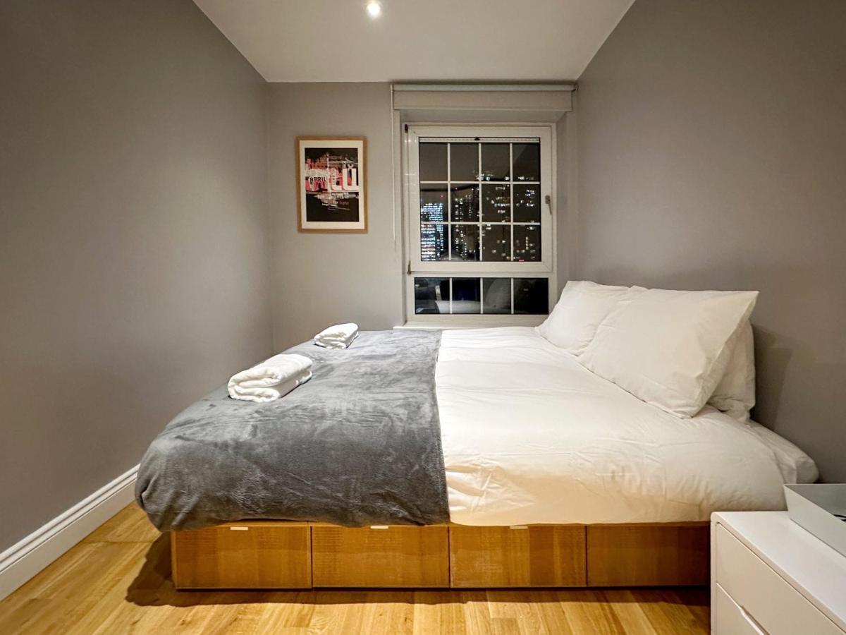 David's Place In Eastend Londra